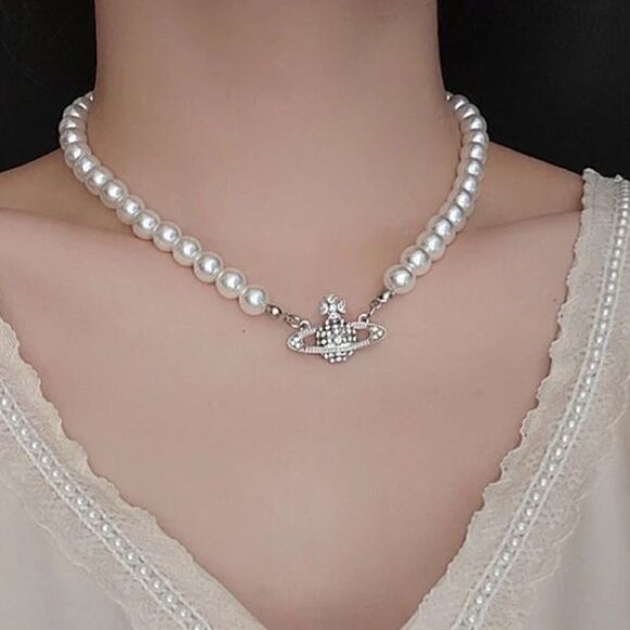 ⭐️Fashion Silver Pearl Rhinestone Designer Necklace - Picture 5 of 6